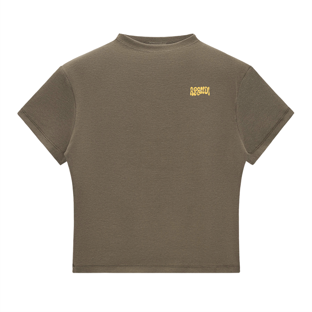 T-shirt essentiel à col montant et coupe ajustée