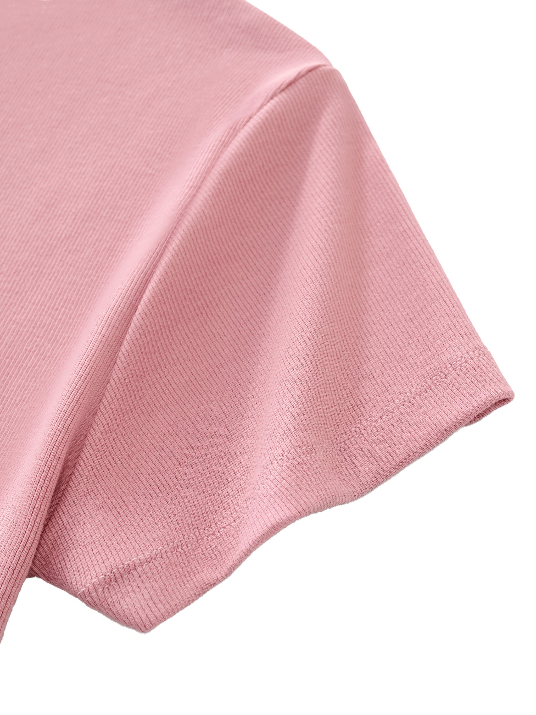 T-shirt essentiel à col montant et coupe ajustée